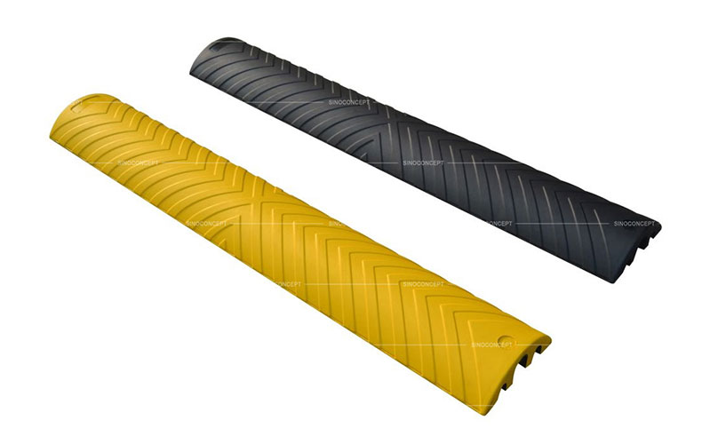 1200mm cable protector ramps made of black or yellow vulcanized rubber to protector three cables or hoses