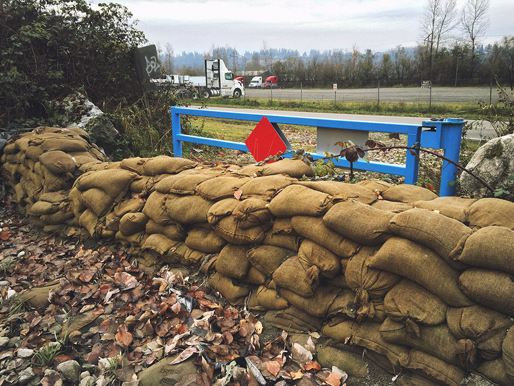 A lot of hessian sand bags are put together to prevent floods