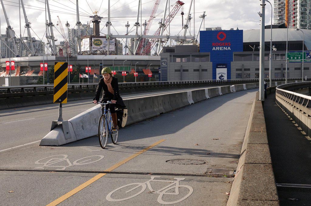 Cycle lanes are separated by concrete constructions to make it very safe for the bicycle riders