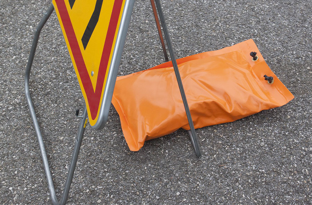 2-traffic-sandbag