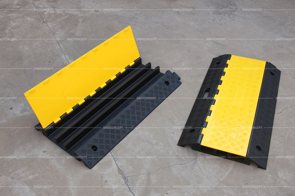 1-cable-protectors Two cable protectors made of recycled rubber and designed with an anti-slip surface