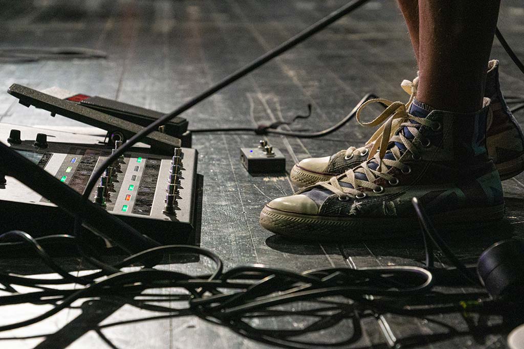 Messy wires and cables in an event