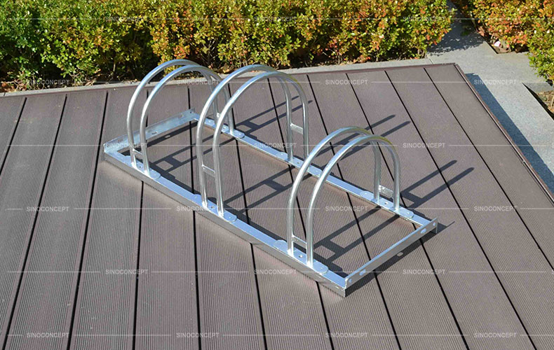 Outdoor bike stand 5000 type made of steel with three spaces used for outdoor cycle parking management