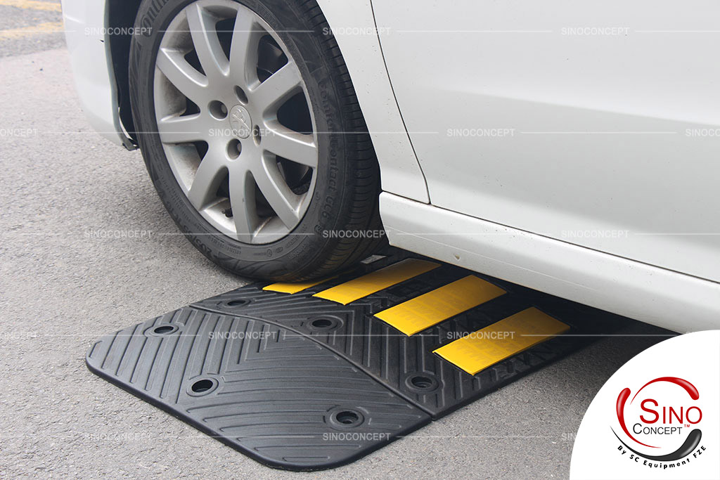 Sino Concept speed hump made of vulcanized rubber with anti-slip surface