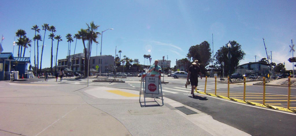 3-yellow-bike-lane-separator-curbs