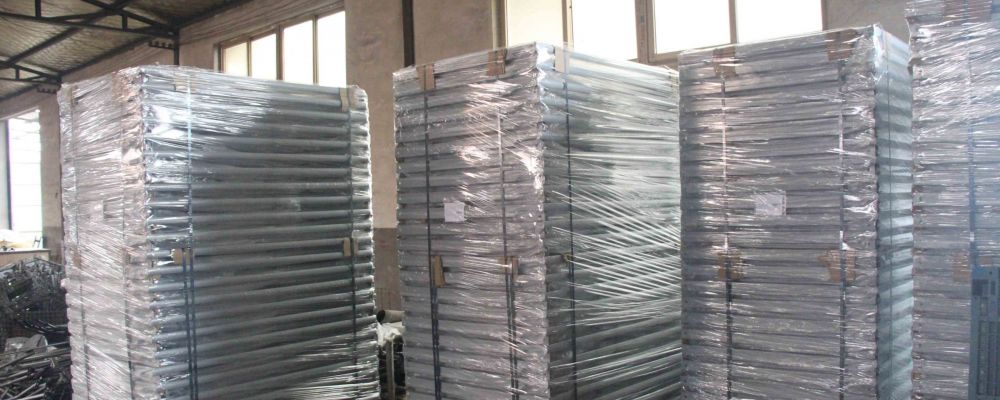 A lot of cross barriers are packed well and stocked in Sino Concept's steel factory, waiting to be sent to European clients.