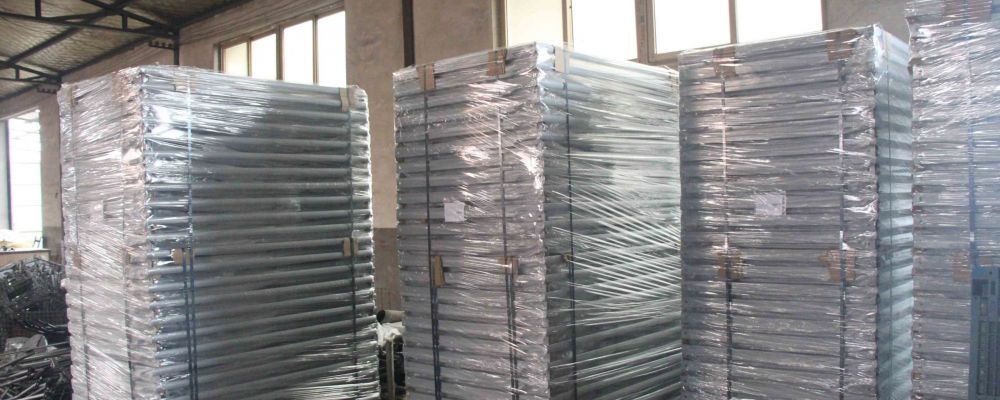 A lot of cross barriers are packed well and stocked in Sino Concept's steel factory, waiting to be sent to European clients.