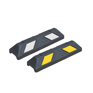 Black parking blocks 550 mm made of Plastic-Rubber composite with yellow or white reflective films.